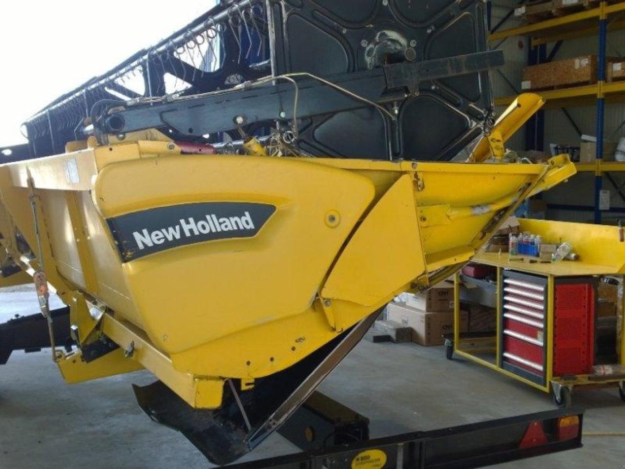 New Holland schneidwerk 7,32 m - Barra di taglio per grano: foto 4 New Holland schneidwerk 7,32 m - Barra di taglio per grano: foto 4