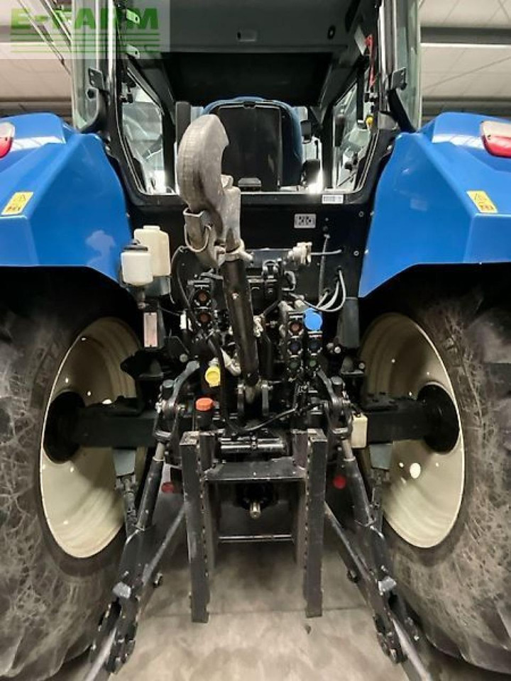 New Holland t 5.105 electro command - Trattore: foto 3 New Holland t 5.105 electro command - Trattore: foto 3