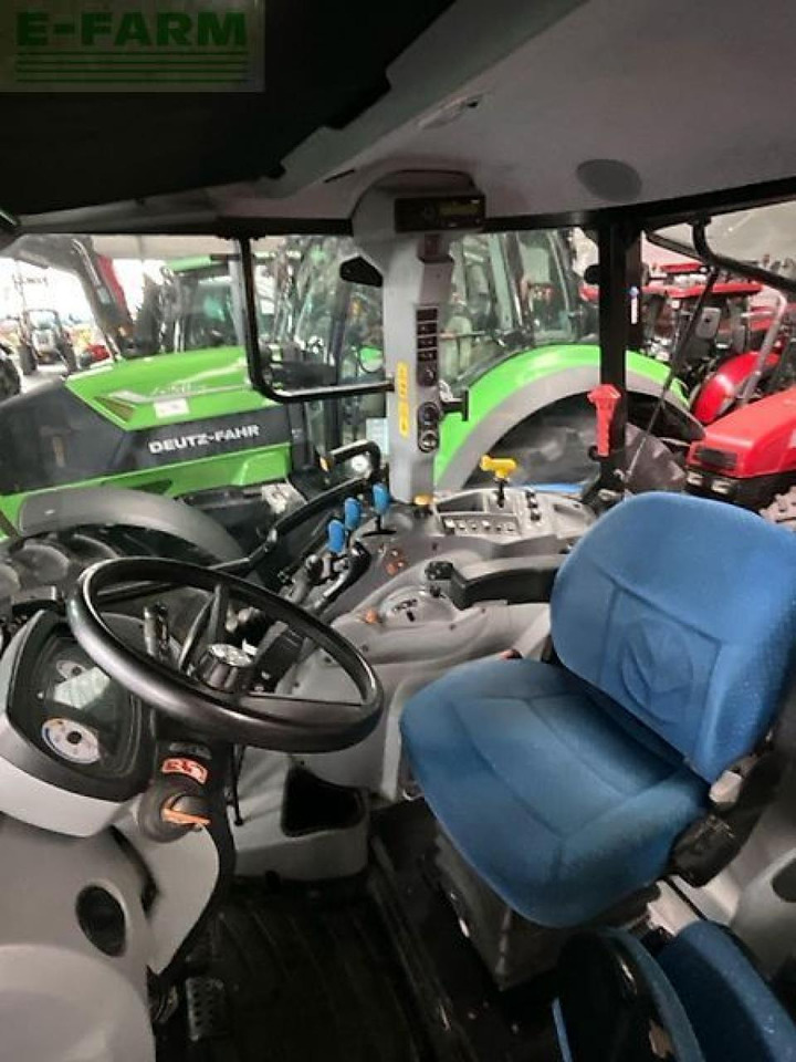 New Holland t 5.105 electro command - Trattore: foto 5 New Holland t 5.105 electro command - Trattore: foto 5