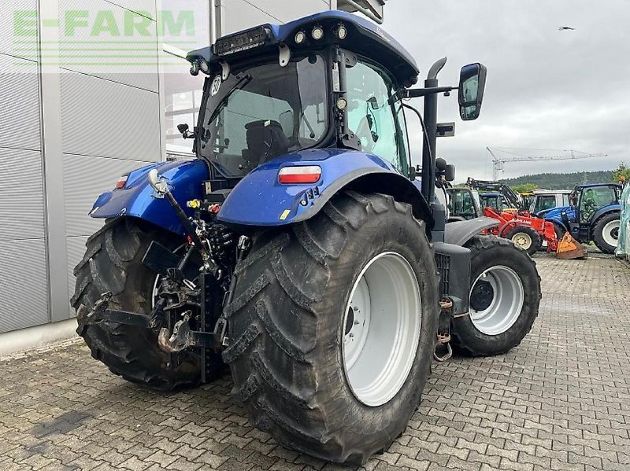 New Holland t 7.210 ac - Trattore: foto 3 New Holland t 7.210 ac - Trattore: foto 3