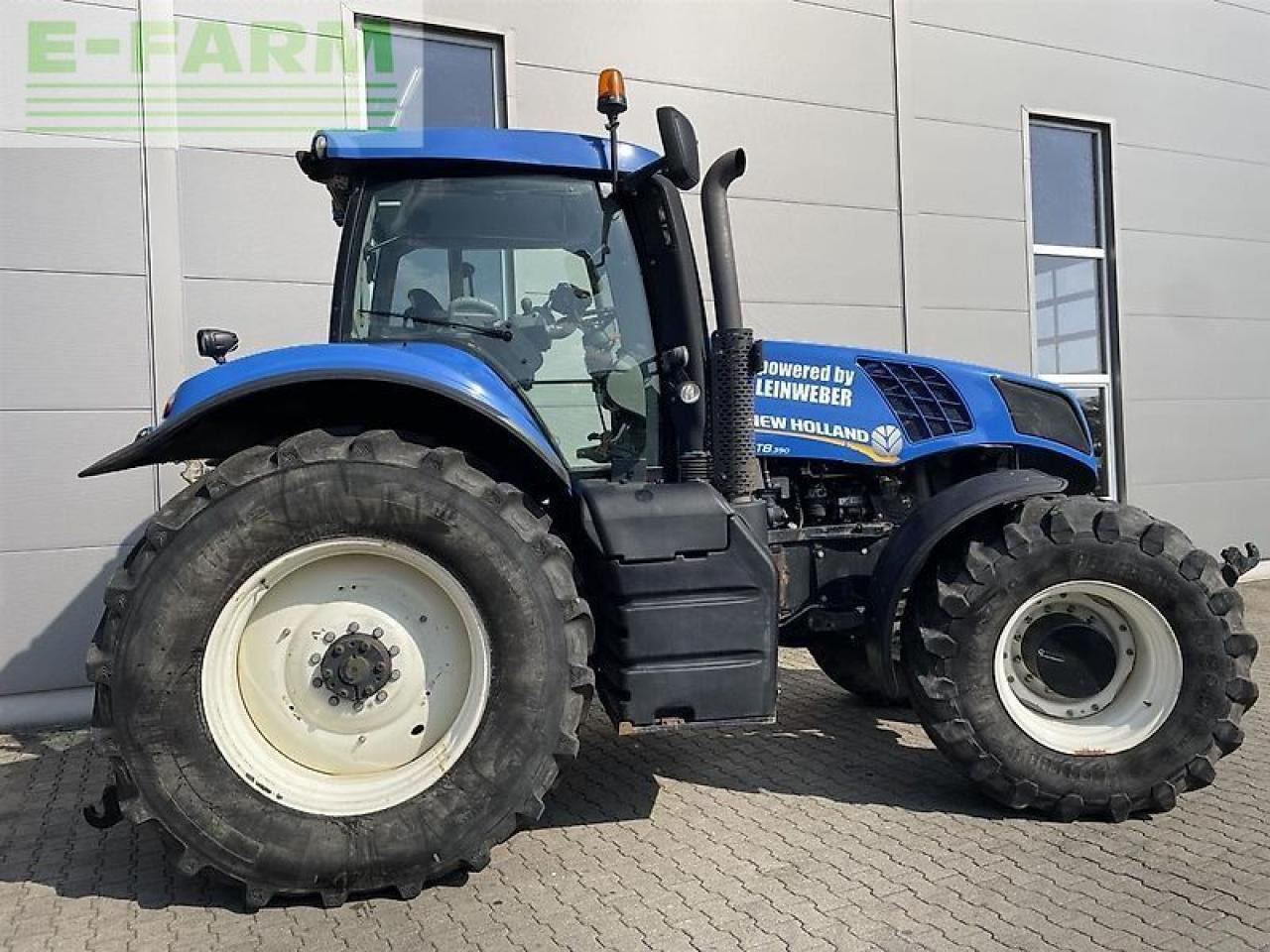 New Holland t 8.390 - Trattore: foto 3 New Holland t 8.390 - Trattore: foto 3