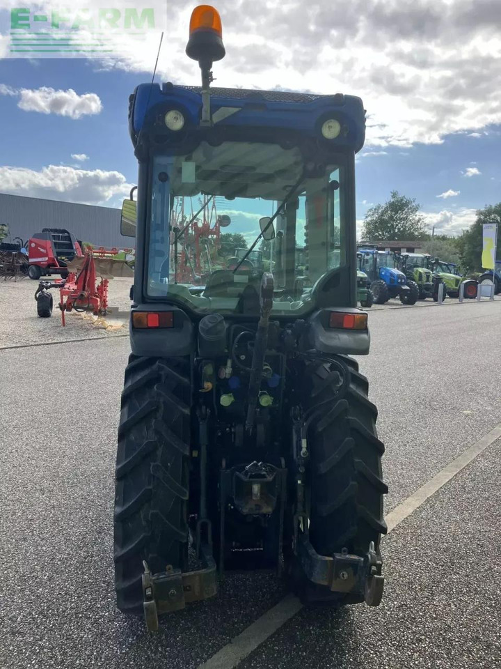 New Holland t4-80v V - Trattore: foto 3 New Holland t4-80v V - Trattore: foto 3