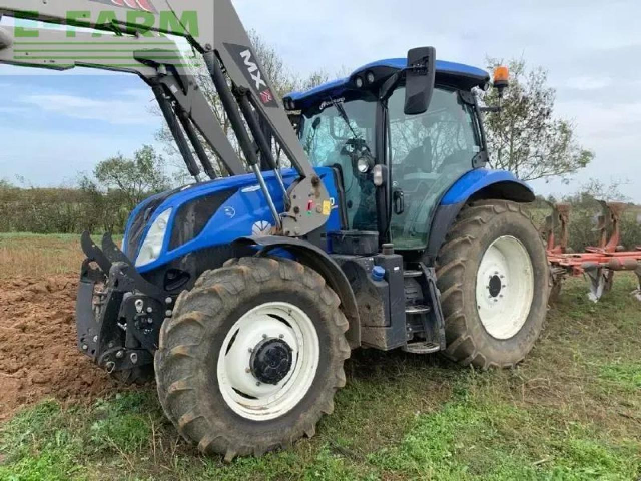 New Holland t6-155ac - Trattore: foto 2 New Holland t6-155ac - Trattore: foto 2