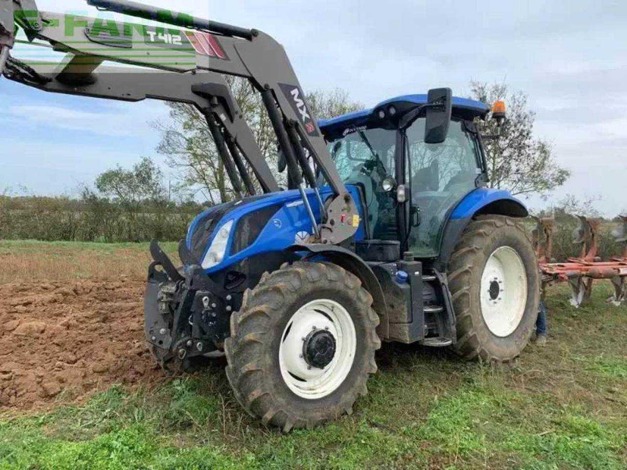 New Holland t6-155ac - Trattore: foto 4 New Holland t6-155ac - Trattore: foto 4
