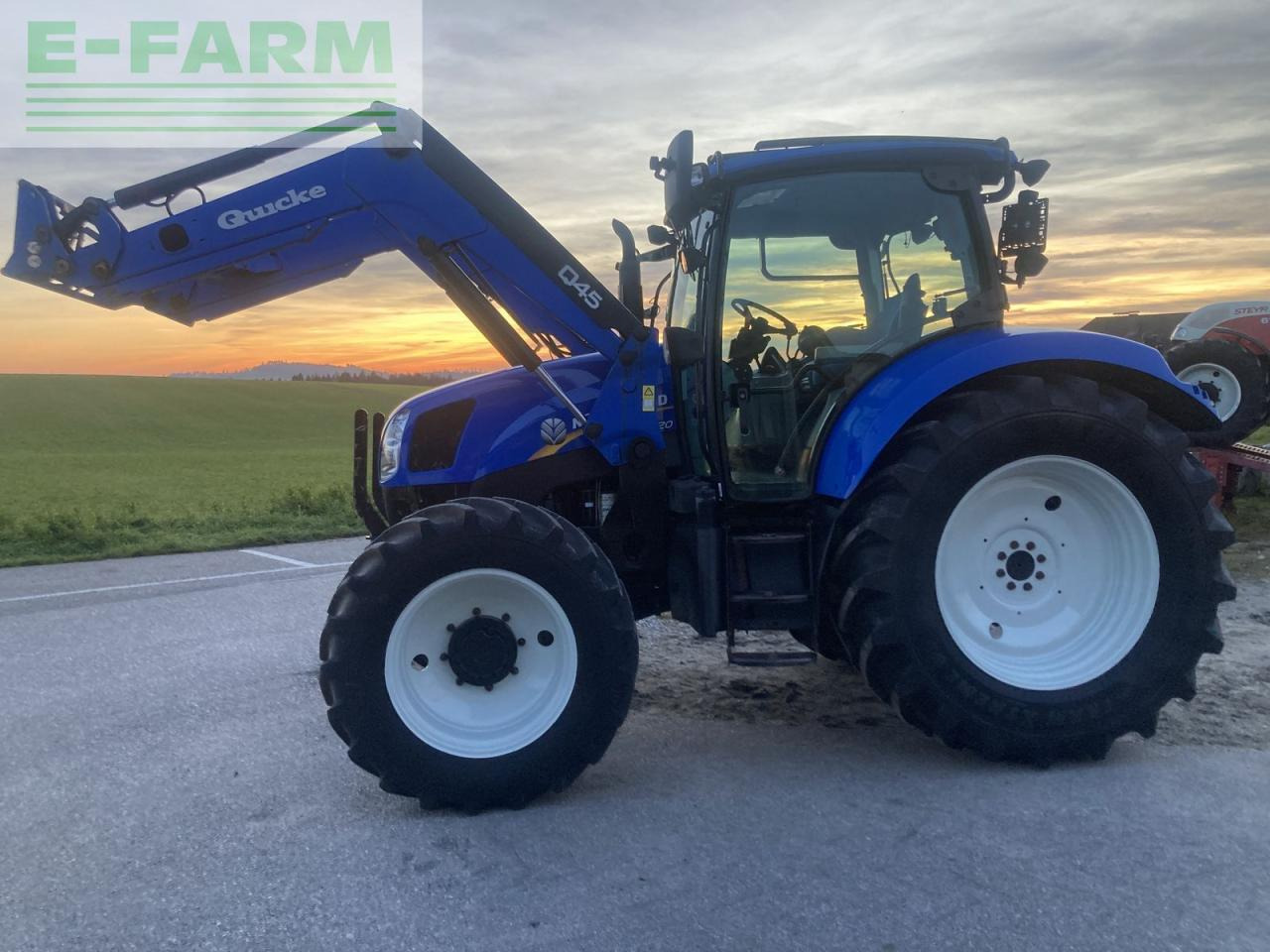 New Holland t6020 elite Elite - Trattore: foto 4 New Holland t6020 elite Elite - Trattore: foto 4