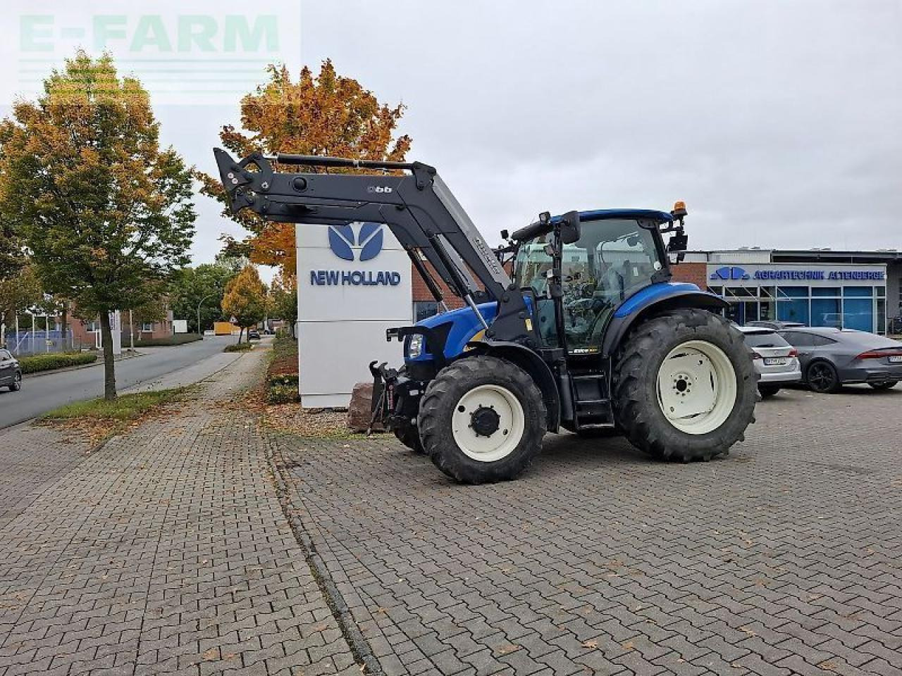New Holland t6020 elite - Trattore: foto 2 New Holland t6020 elite - Trattore: foto 2