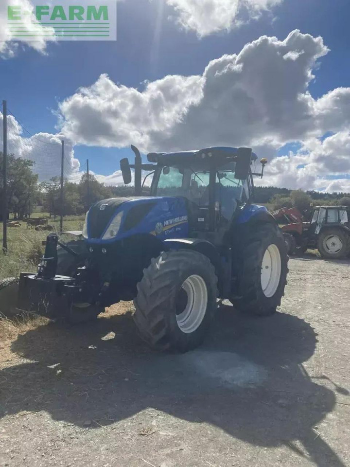 New Holland t7.165s range command t4b - Trattore: foto 1 New Holland t7.165s range command t4b - Trattore: foto 1