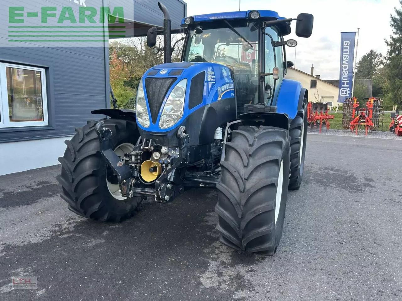 New Holland t7.185 auto command - Trattore: foto 4 New Holland t7.185 auto command - Trattore: foto 4
