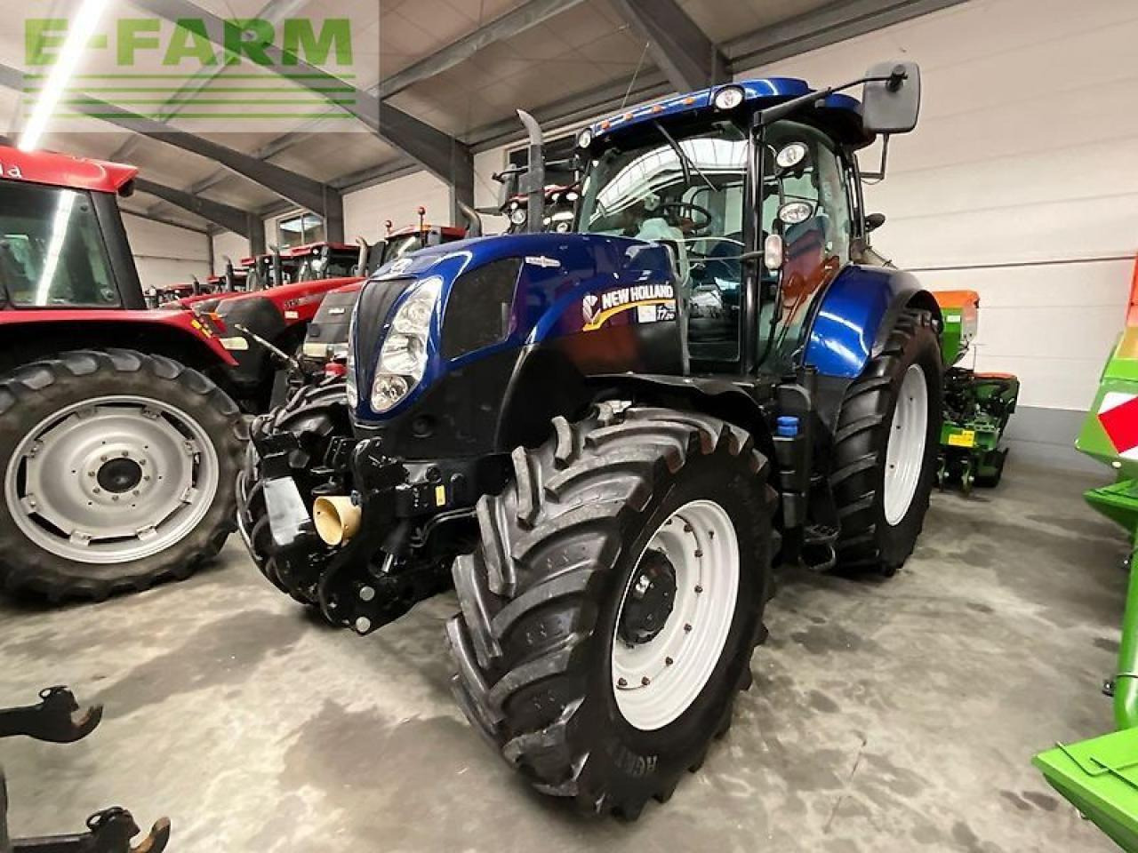 New Holland t7.210 - Trattore: foto 2 New Holland t7.210 - Trattore: foto 2