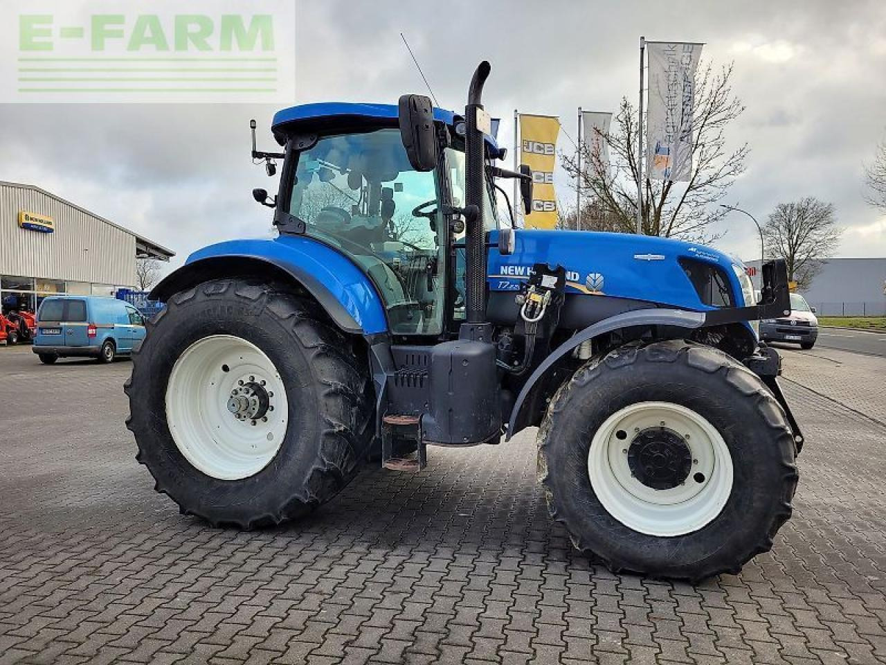 New Holland t7.220 ac - Trattore: foto 3 New Holland t7.220 ac - Trattore: foto 3