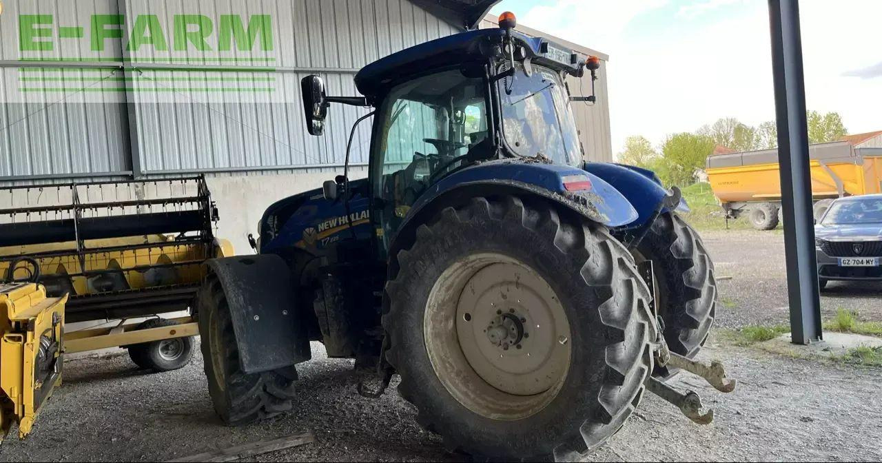 New Holland t7.225 ac n°1 - Trattore: foto 4 New Holland t7.225 ac n°1 - Trattore: foto 4