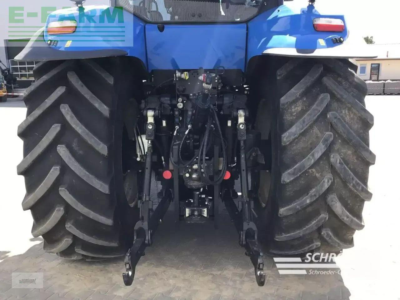 New Holland t8.390 ac - Trattore: foto 5 New Holland t8.390 ac - Trattore: foto 5