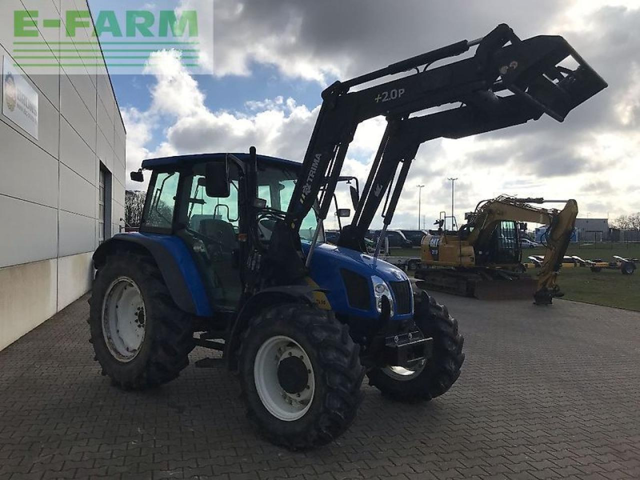 New Holland tl 90 a dt A - Trattore: foto 5 New Holland tl 90 a dt A - Trattore: foto 5