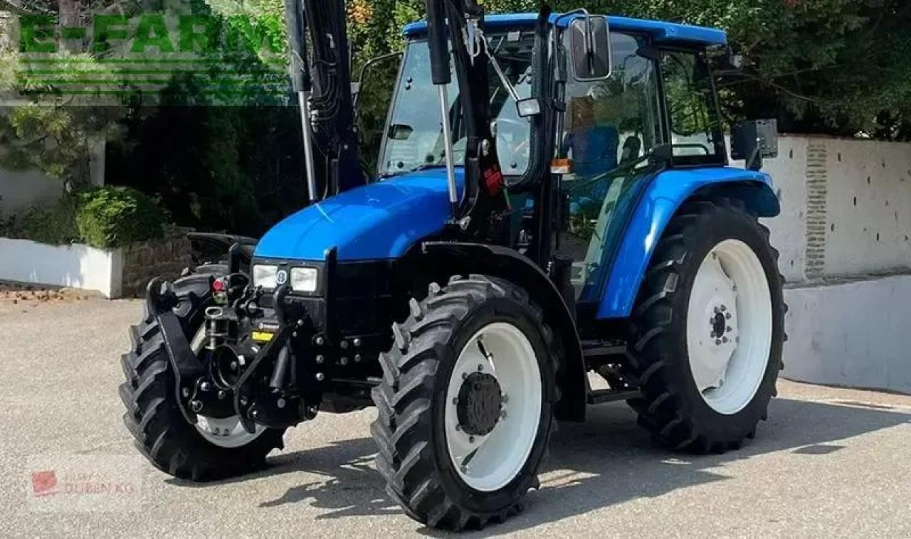 New Holland tl100 (4wd) - Trattore: foto 1 New Holland tl100 (4wd) - Trattore: foto 1