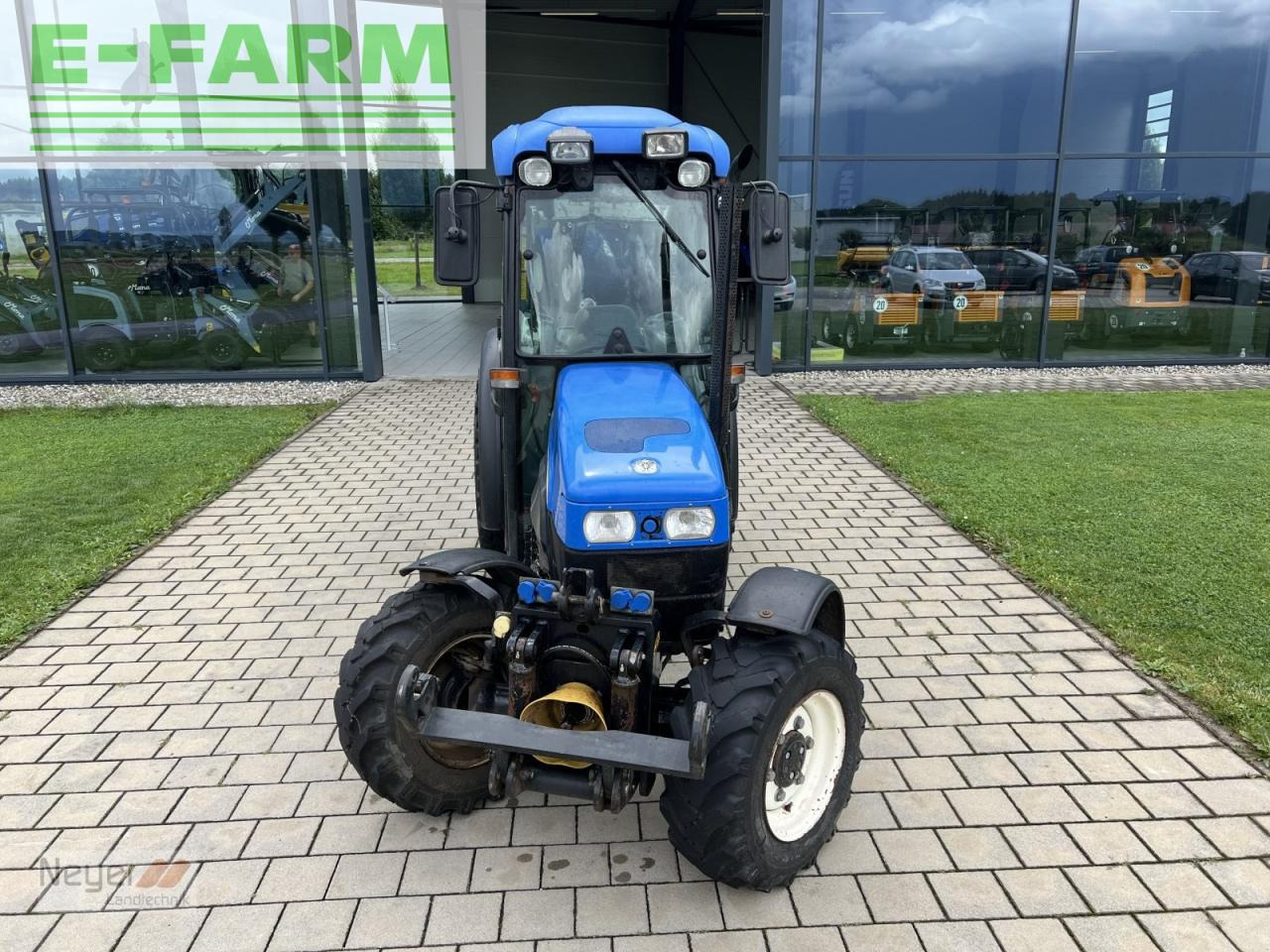 New Holland tn 95 na - Trattore: foto 4 New Holland tn 95 na - Trattore: foto 4