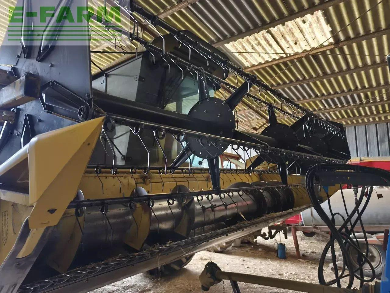 New Holland tx 32 - Mietitrebbia: foto 3 New Holland tx 32 - Mietitrebbia: foto 3