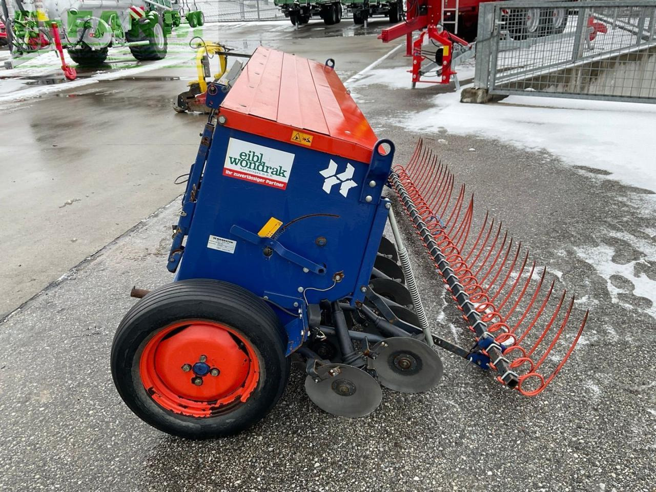 Nordsten NS 1000 - Seminatrice: foto 2 Nordsten NS 1000 - Seminatrice: foto 2