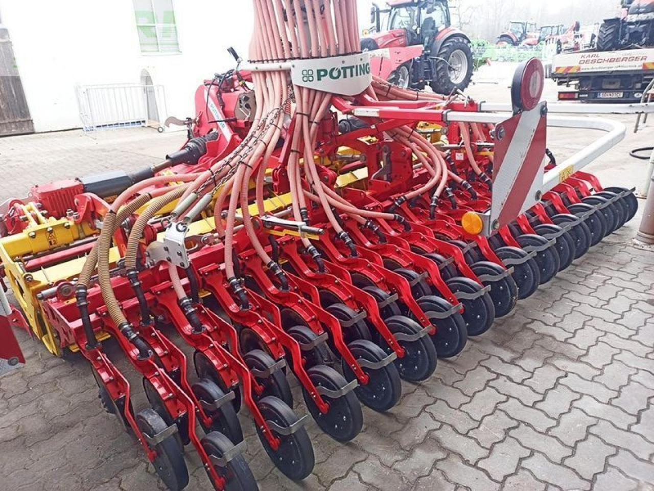 Pöttinger 4 m säkombination pneumatisch klappbar - Seminatrice combinata: foto 5 Pöttinger 4 m säkombination pneumatisch klappbar - Seminatrice combinata: foto 5