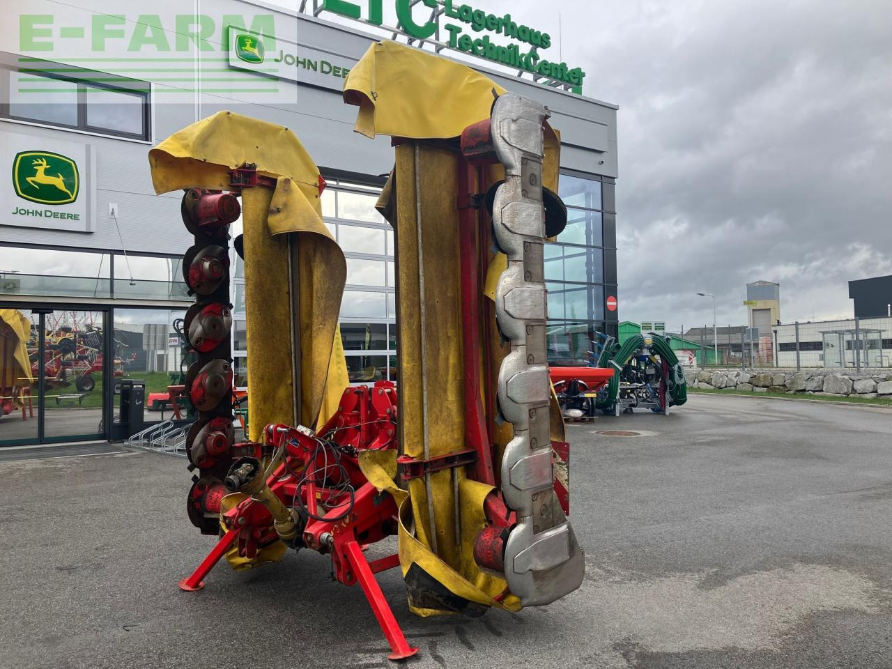 Pöttinger Nova Disc 730 - Falciatrice: foto 1 Pöttinger Nova Disc 730 - Falciatrice: foto 1