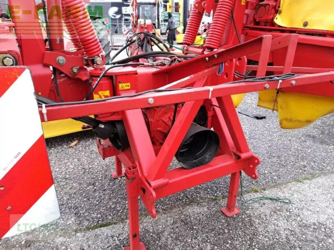 Pöttinger novacat v 8600 - Falciatrice: foto 5 Pöttinger novacat v 8600 - Falciatrice: foto 5