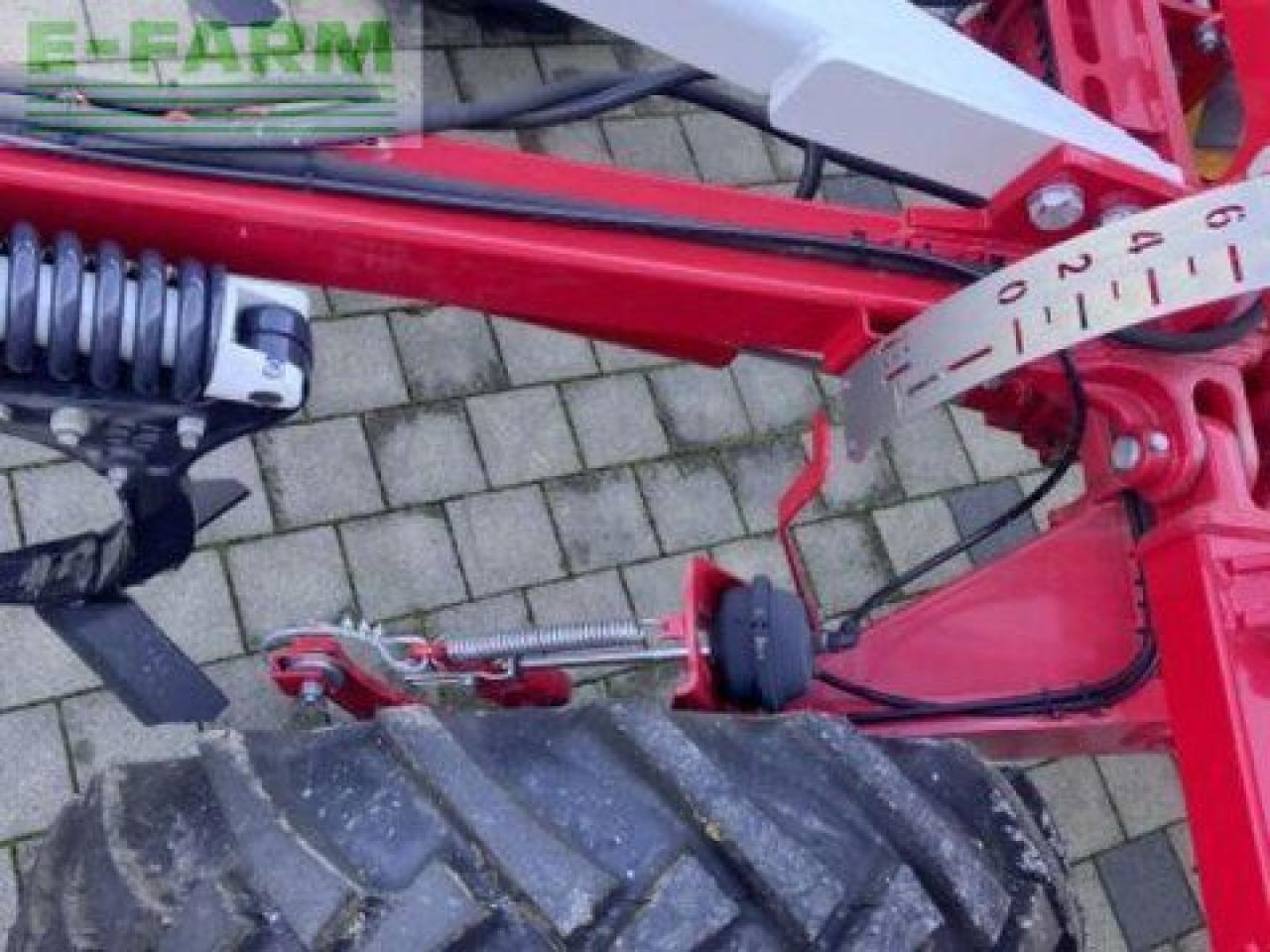 Pöttinger pöttinger terria 4040 - Coltivatore: foto 4 Pöttinger pöttinger terria 4040 - Coltivatore: foto 4