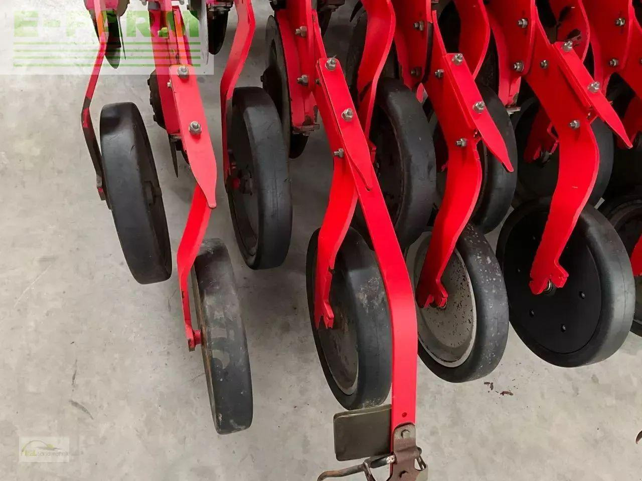 Pöttinger terrasem c4 artis plus - Seminatrice: foto 5 Pöttinger terrasem c4 artis plus - Seminatrice: foto 5