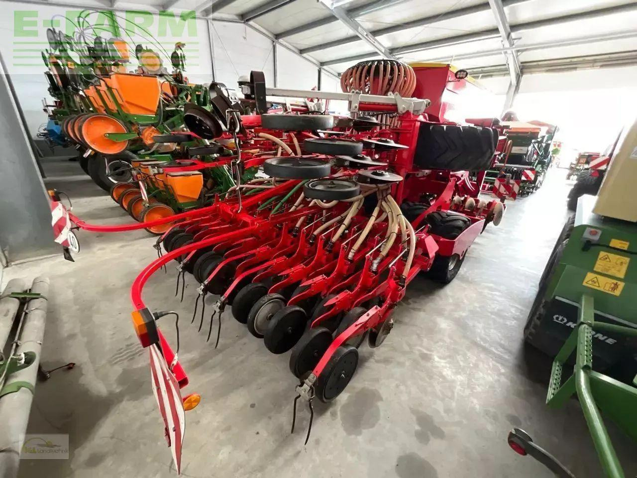 Pöttinger terrasem c4 artis plus - Seminatrice: foto 3 Pöttinger terrasem c4 artis plus - Seminatrice: foto 3