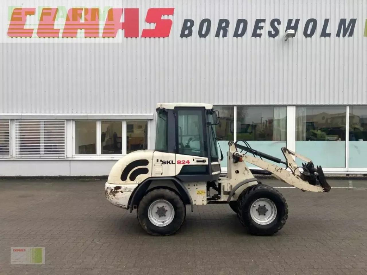 Schaeff skl 824 - Miniescavatore: foto 4 Schaeff skl 824 - Miniescavatore: foto 4