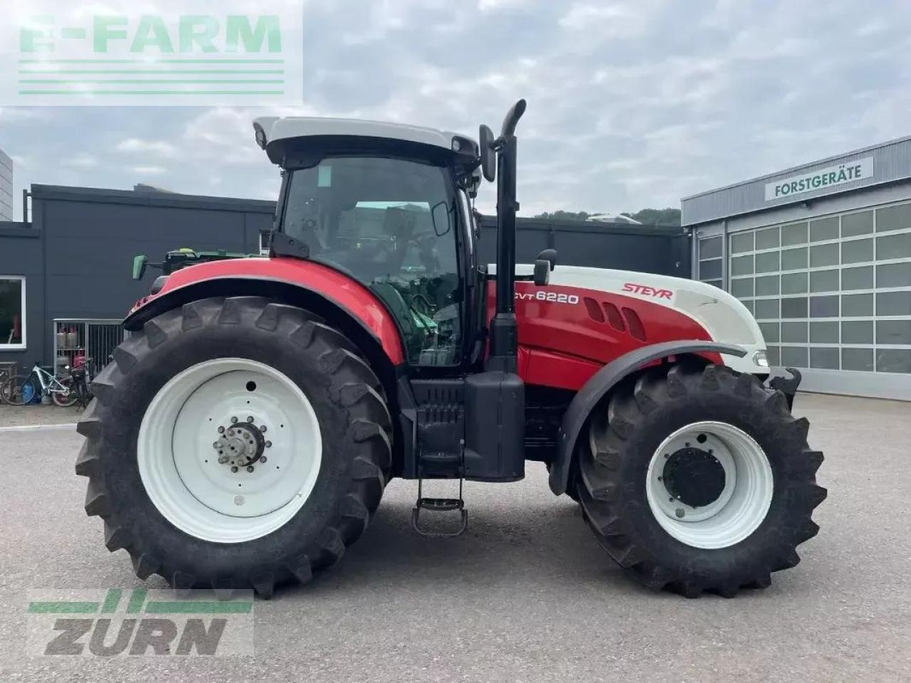 Steyr cvt 6220 - Trattore: foto 4 Steyr cvt 6220 - Trattore: foto 4