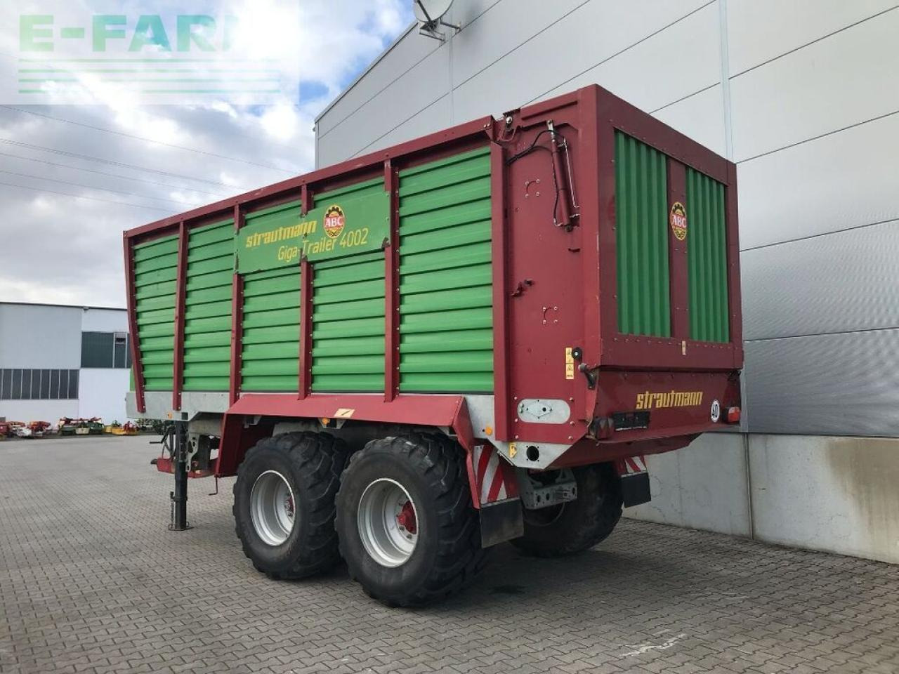Strautmann giga-trailer 4002 - Rimorchio agricolo: foto 4 Strautmann giga-trailer 4002 - Rimorchio agricolo: foto 4