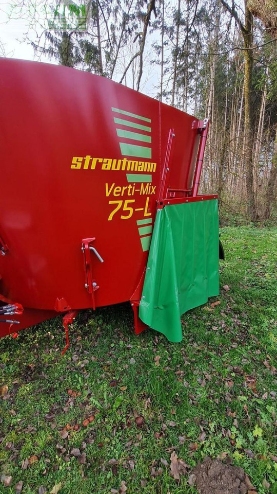Strautmann verti mix 75 - Macchina per l'allevamento: foto 4 Strautmann verti mix 75 - Macchina per l'allevamento: foto 4