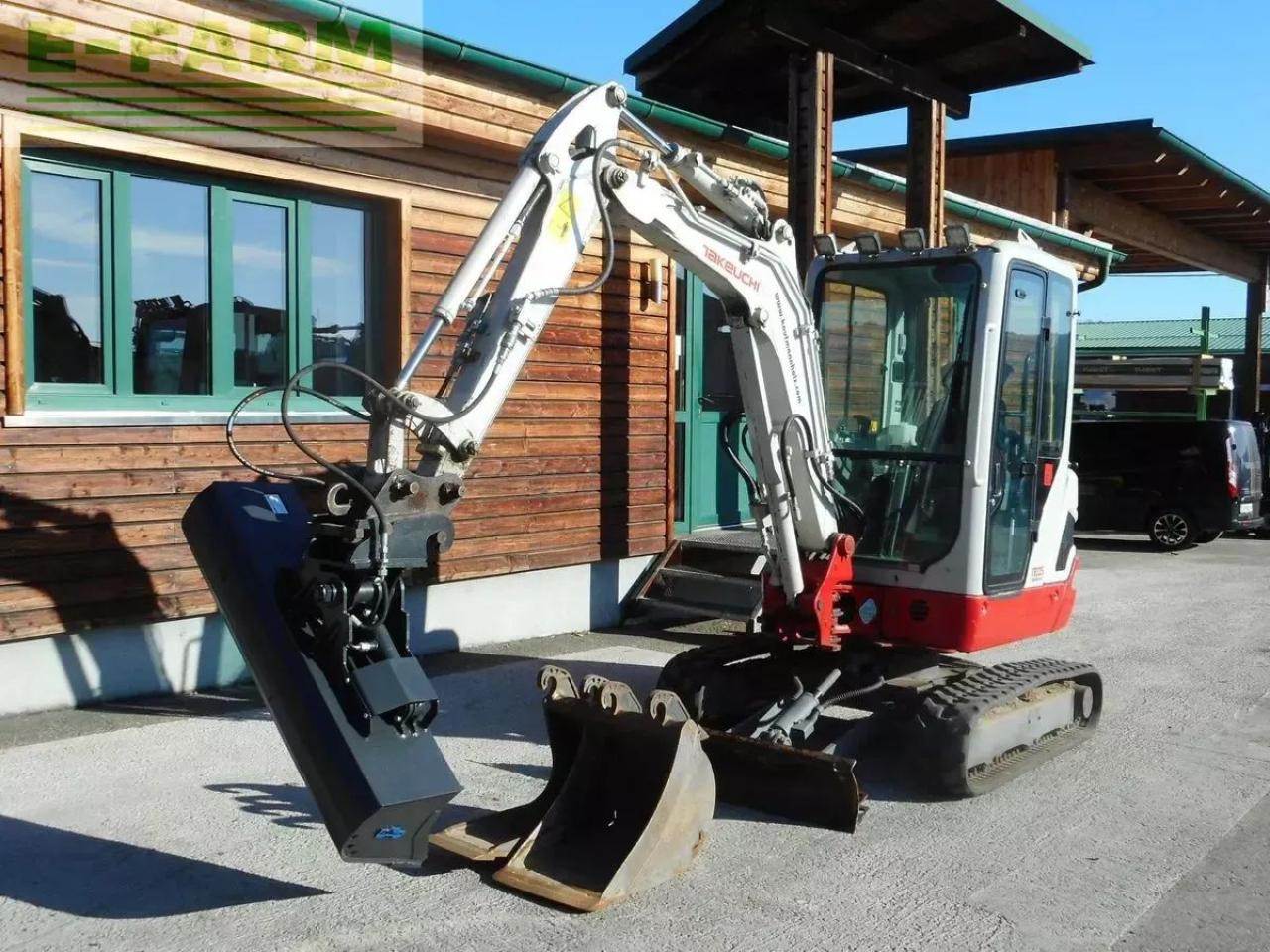 Takeuchi tb 225 ( 2.400kg ) mit hydr. verstellfahrwerk - Miniescavatore: foto 2 Takeuchi tb 225 ( 2.400kg ) mit hydr. verstellfahrwerk - Miniescavatore: foto 2