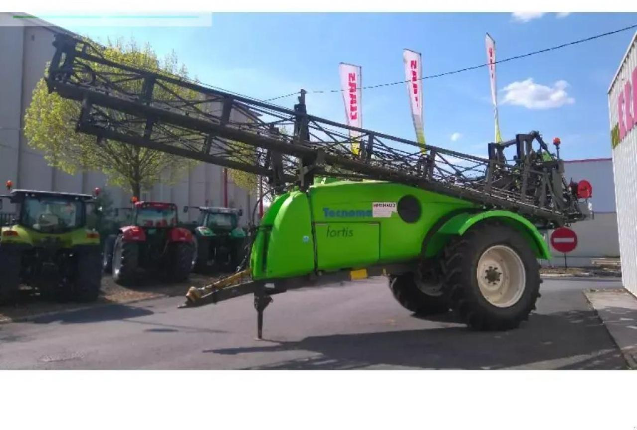 Tecnoma fortis 4300 - Polverizzatore trainato: foto 1 Tecnoma fortis 4300 - Polverizzatore trainato: foto 1