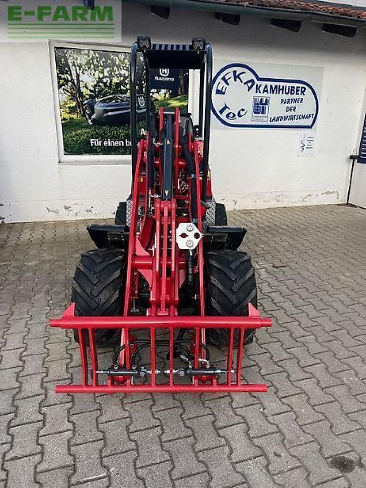 Thaler 2326s - Miniescavatore: foto 2 Thaler 2326s - Miniescavatore: foto 2