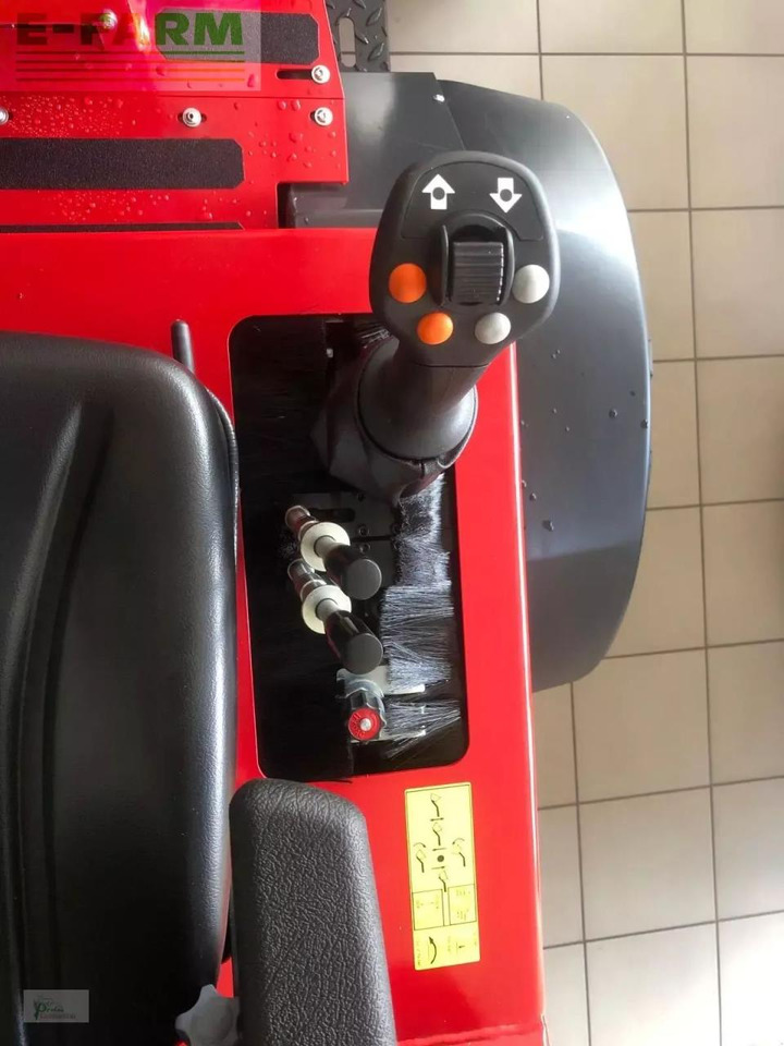 Thaler 2838 s - Pala gommata: foto 4 Thaler 2838 s - Pala gommata: foto 4