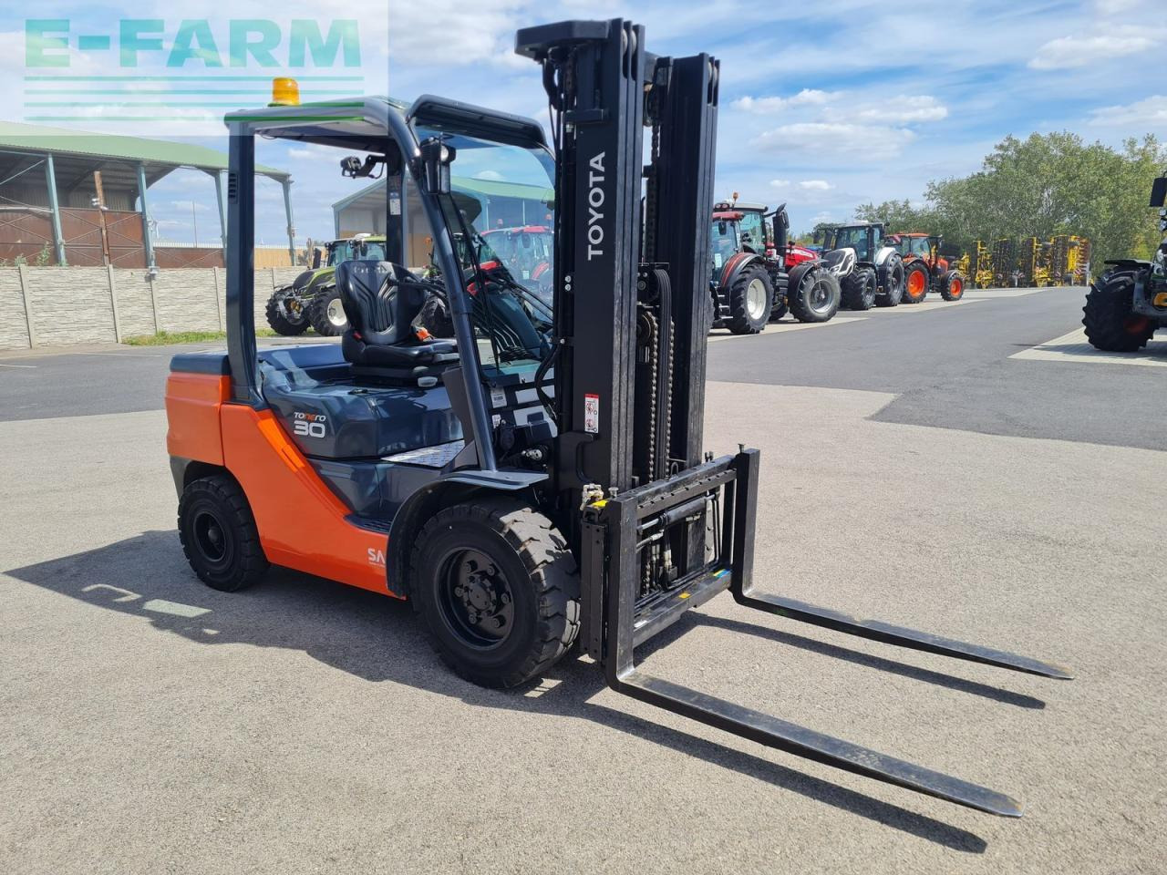 Toyota 52-8fdf30 - Carrello elevatore: foto 3 Toyota 52-8fdf30 - Carrello elevatore: foto 3