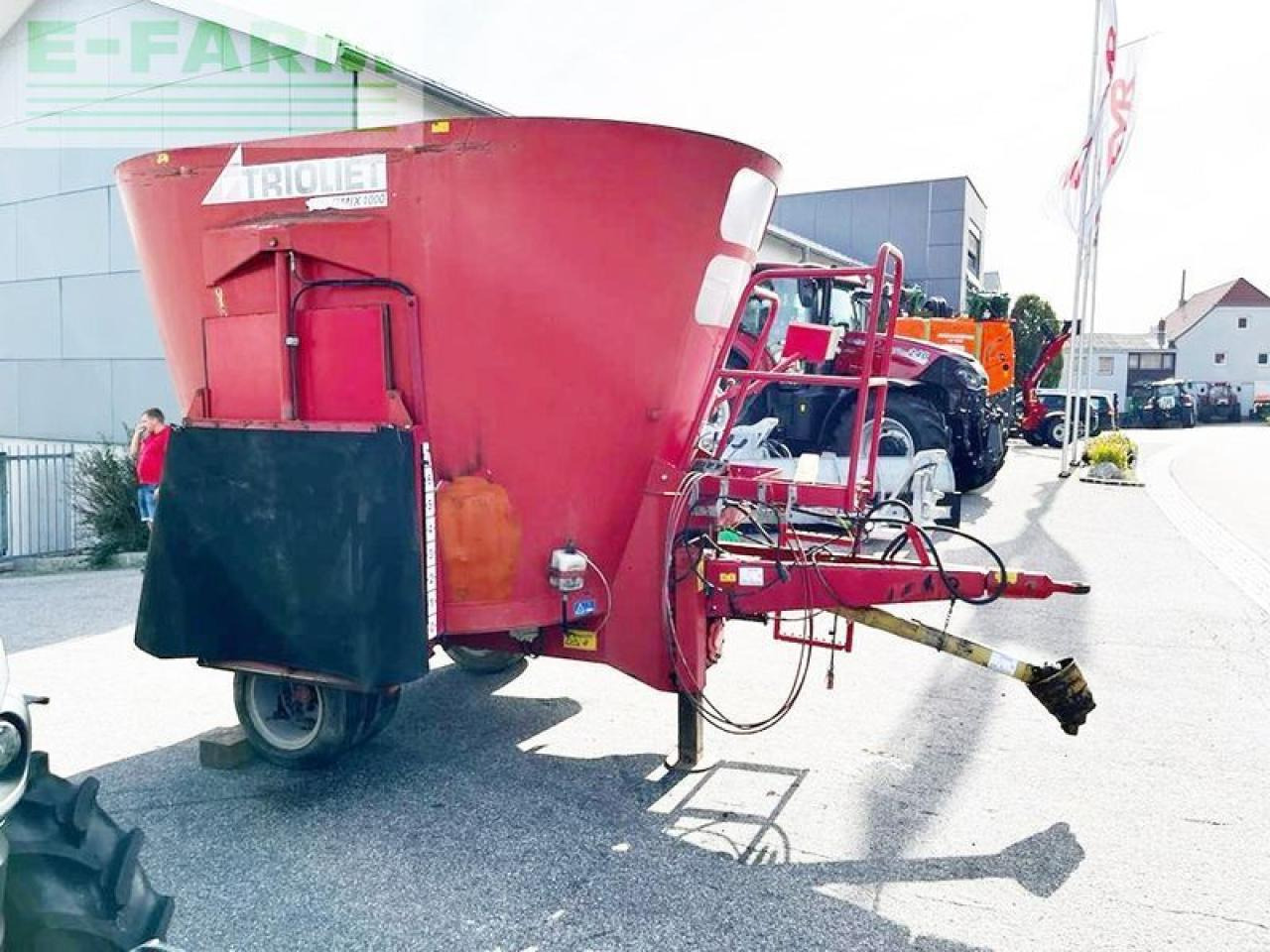 Trioliet solomix 1000 futtermischwagen - Macchina per l'allevamento: foto 3 Trioliet solomix 1000 futtermischwagen - Macchina per l'allevamento: foto 3