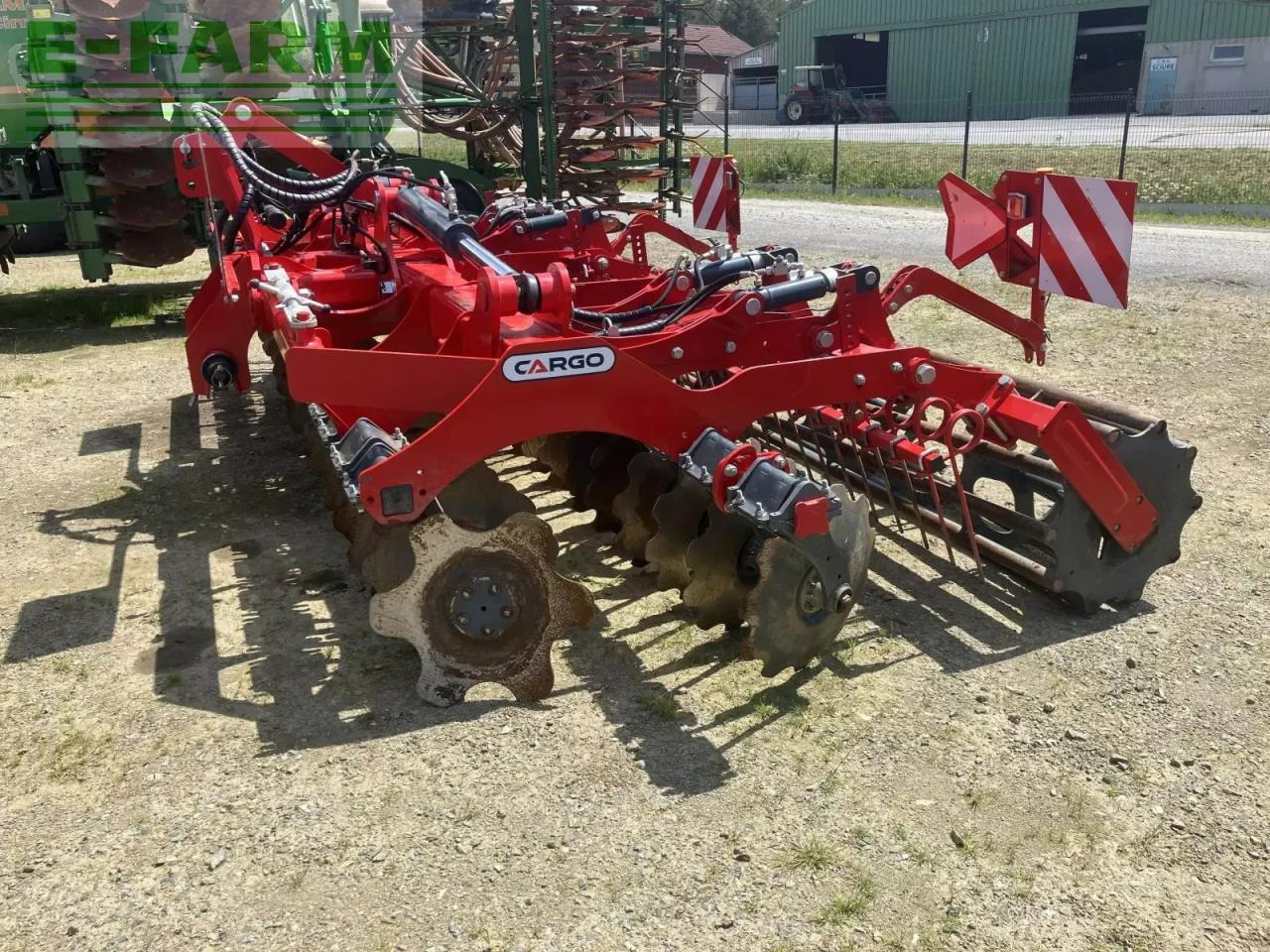Unia dechaumeur unia cargo txl45 - Coltivatore: foto 2 Unia dechaumeur unia cargo txl45 - Coltivatore: foto 2