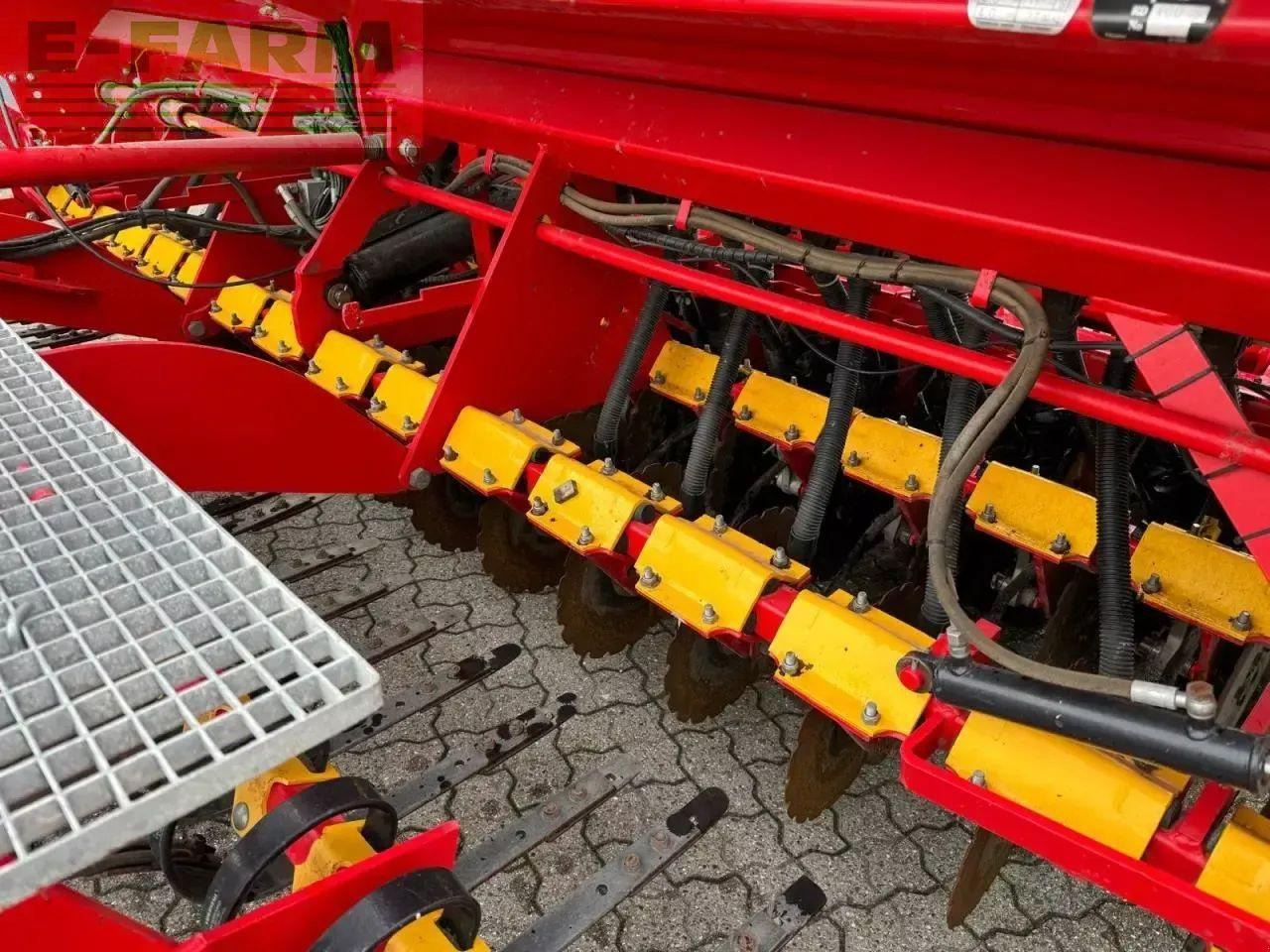 Väderstad rapid 400c - Seminatrice combinata: foto 4 Väderstad rapid 400c - Seminatrice combinata: foto 4