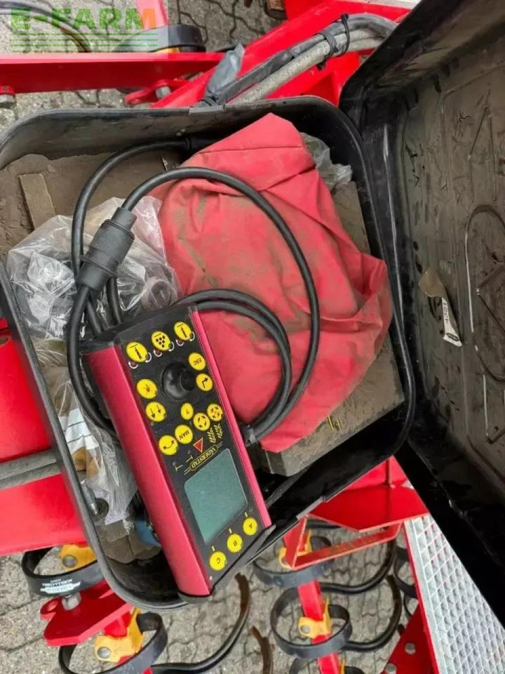 Seminatrice combinata Väderstad rapid 400c: foto 13 Seminatrice combinata Väderstad rapid 400c: foto 13