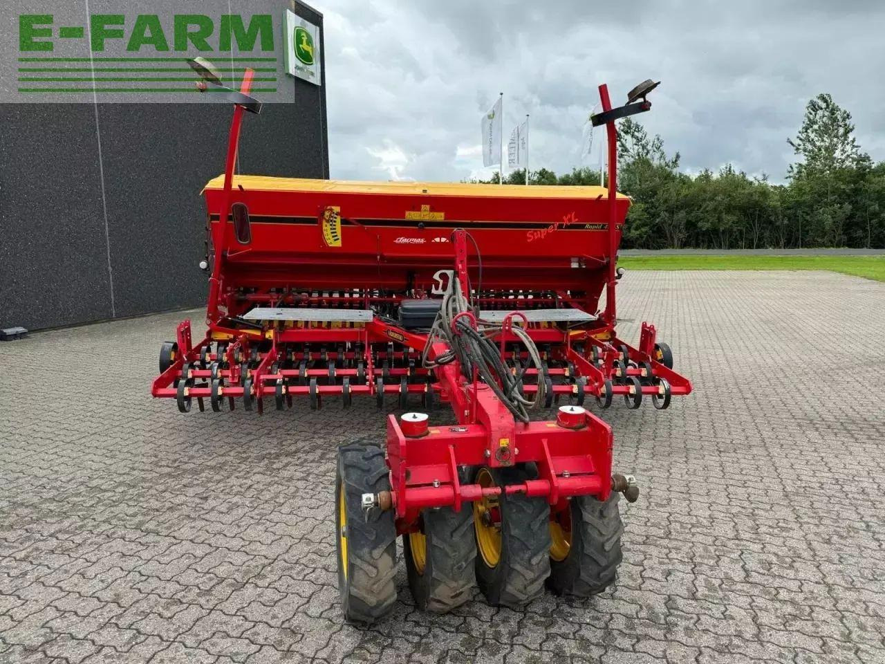 Seminatrice combinata Väderstad rapid 400c: foto 8 Seminatrice combinata Väderstad rapid 400c: foto 8