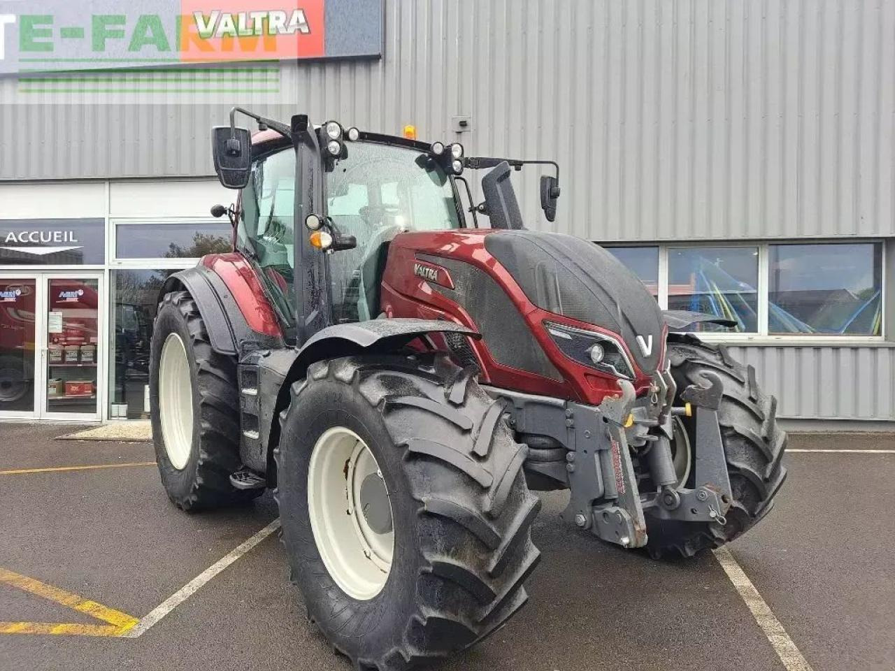Valtra t214a - Trattore: foto 1 Valtra t214a - Trattore: foto 1