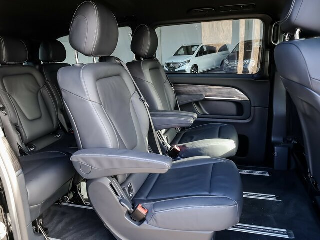 MERCEDES-BENZ EQV 300 Avantgarde Line,lang,7Sitze,2xKlima,LED... - Pulmino, Furgone elettrico: foto 4 MERCEDES-BENZ EQV 300 Avantgarde Line,lang,7Sitze,2xKlima,LED... - Pulmino, Furgone elettrico: foto 4
