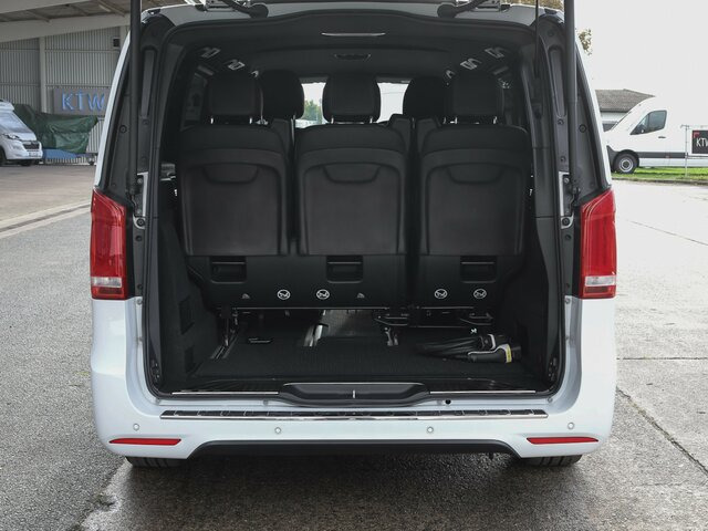 MERCEDES-BENZ EQV 300 Avantgarde Line,lang,7Sitze,2xKlima,LED... - Pulmino, Furgone elettrico: foto 2 MERCEDES-BENZ EQV 300 Avantgarde Line,lang,7Sitze,2xKlima,LED... - Pulmino, Furgone elettrico: foto 2