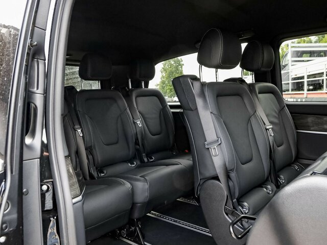 MERCEDES-BENZ EQV 300 Extralang,Avantgarde,8Sitze,2xelektr.Tür - Pulmino, Furgone elettrico: foto 5 MERCEDES-BENZ EQV 300 Extralang,Avantgarde,8Sitze,2xelektr.Tür - Pulmino, Furgone elettrico: foto 5