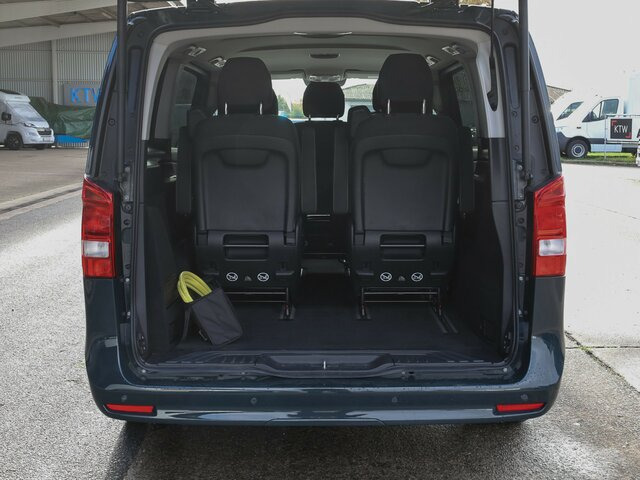 MERCEDES-BENZ EQV 300 lang,7Sitze,2xelektr.Schiebetür,EasyPack... - Pulmino, Furgone elettrico: foto 2 MERCEDES-BENZ EQV 300 lang,7Sitze,2xelektr.Schiebetür,EasyPack... - Pulmino, Furgone elettrico: foto 2