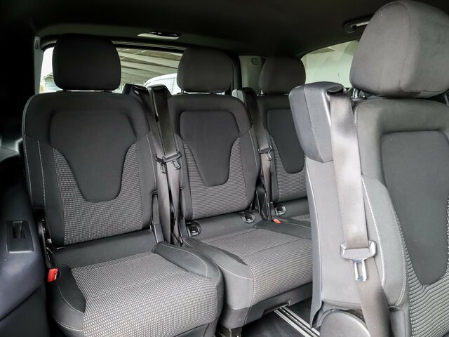 MERCEDES-BENZ EQV 300 lang,8Sitzer,2xSchiebetür,360°Kamera... - Pulmino, Furgone elettrico: foto 4 MERCEDES-BENZ EQV 300 lang,8Sitzer,2xSchiebetür,360°Kamera... - Pulmino, Furgone elettrico: foto 4