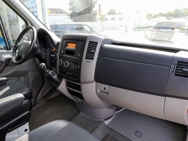 MERCEDES-BENZ Sprinter 316CDI DOKA,Allrad,AHK,Standhzg.... - Furgone con cassone fisso, Furgone doppia cabina: foto 3 MERCEDES-BENZ Sprinter 316CDI DOKA,Allrad,AHK,Standhzg.... - Furgone con cassone fisso, Furgone doppia cabina: foto 3