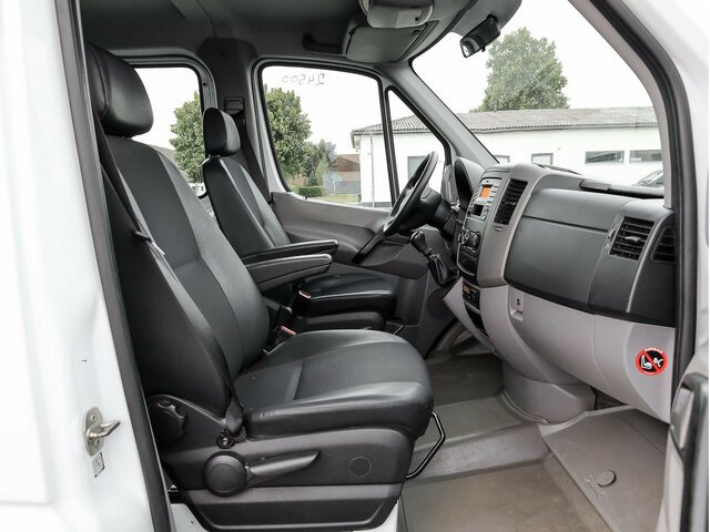 MERCEDES-BENZ Sprinter 316CDI DOKA,Allrad,Klima,AHK,TCO - Furgone con cassone fisso, Furgone doppia cabina: foto 2 MERCEDES-BENZ Sprinter 316CDI DOKA,Allrad,Klima,AHK,TCO - Furgone con cassone fisso, Furgone doppia cabina: foto 2