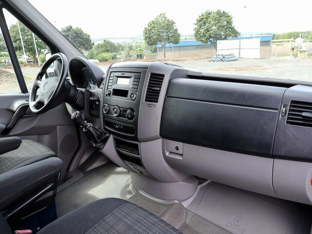 MERCEDES-BENZ Sprinter 316CDI DOKA,Allrad,Klima - Furgone con cassone fisso, Furgone doppia cabina: foto 3 MERCEDES-BENZ Sprinter 316CDI DOKA,Allrad,Klima - Furgone con cassone fisso, Furgone doppia cabina: foto 3